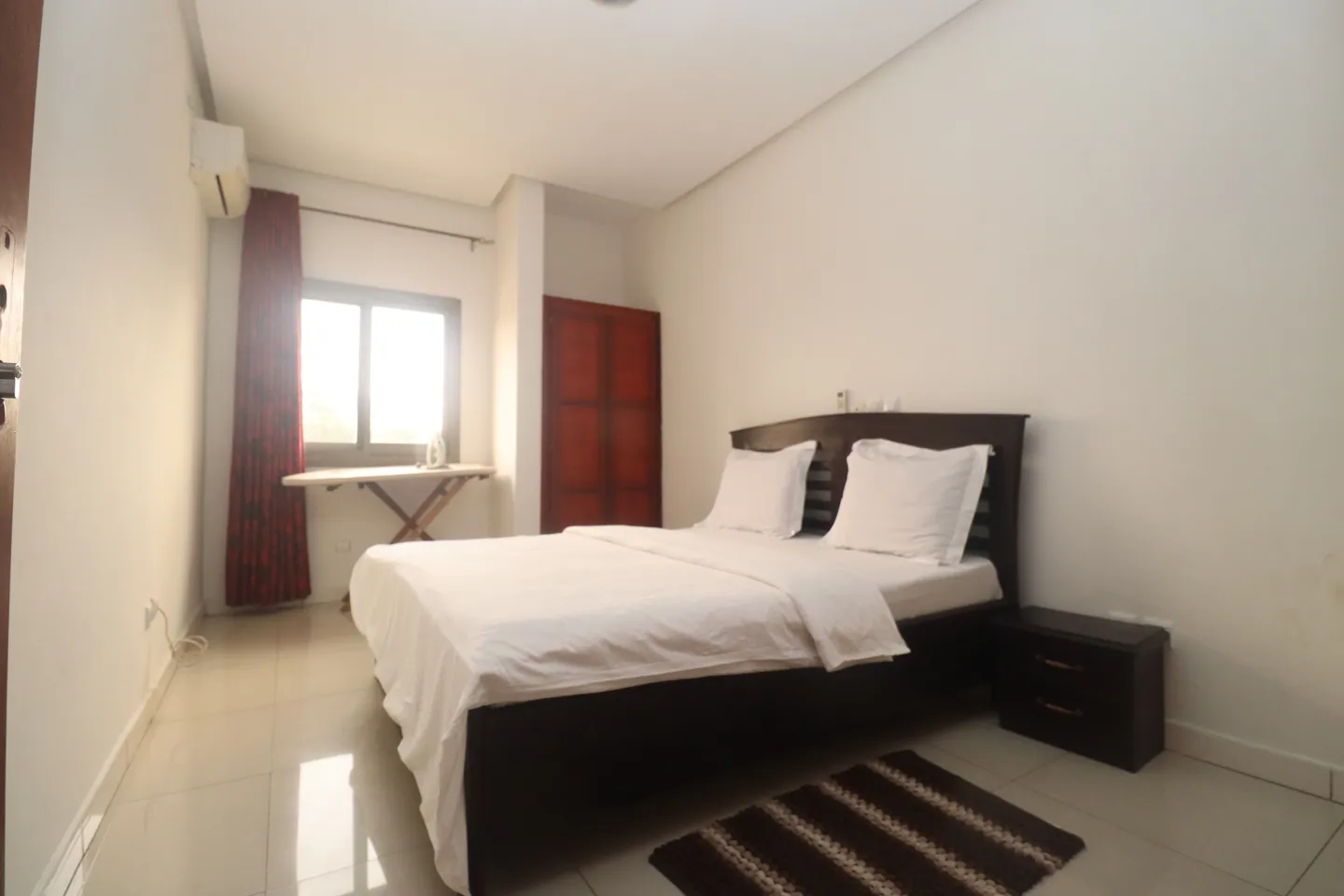 Appartement Meublé Bonapriso, Douala (9/17)