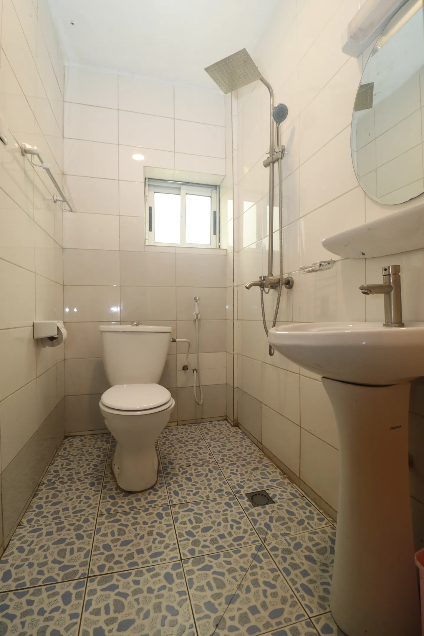 Julienne Hôtel - JH Chambre "Standard" (4/4)