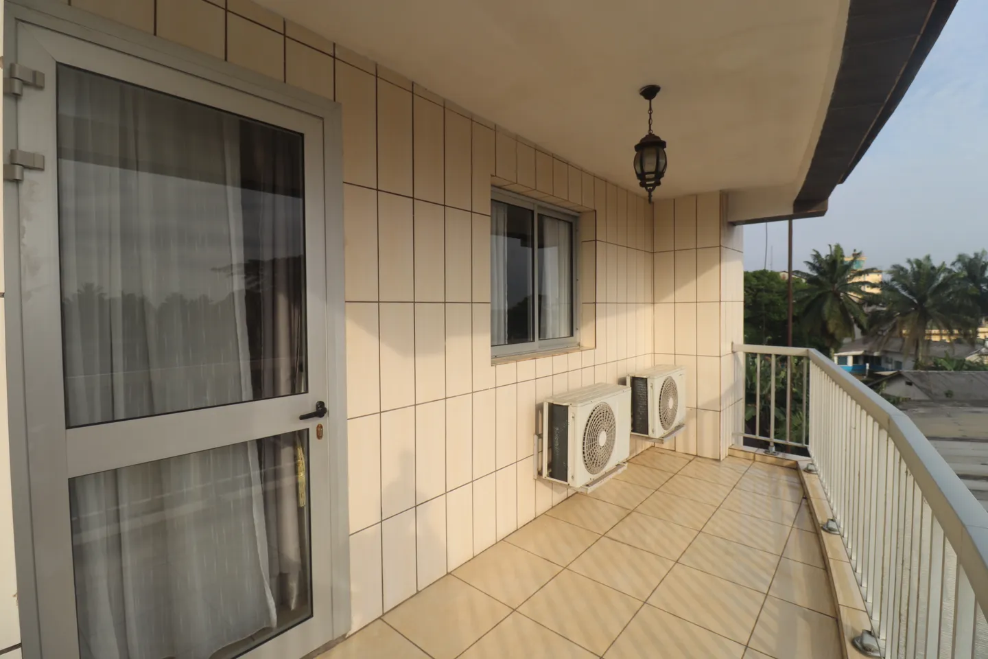 Studio Meublé Bonapriso, Douala (2/12)