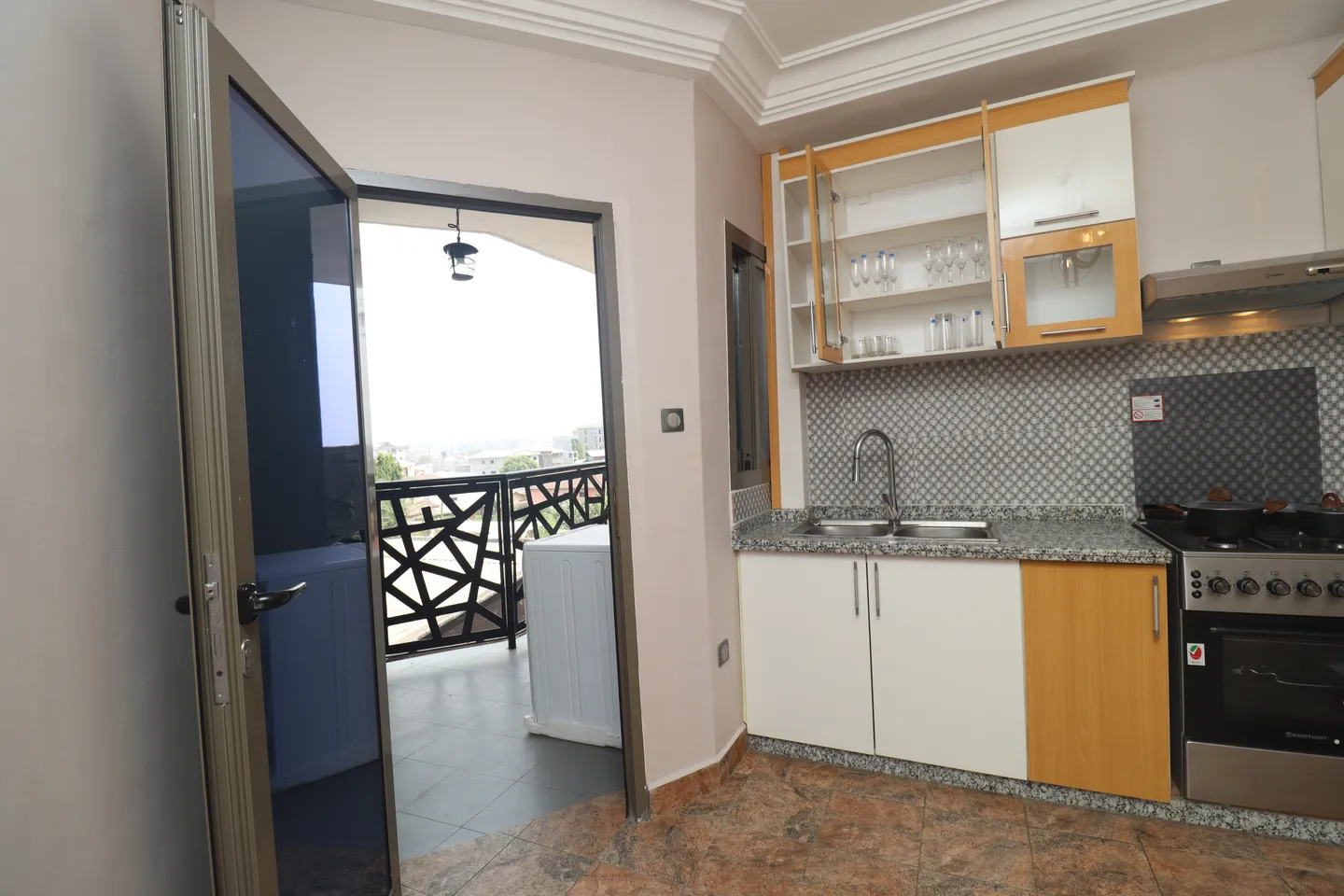 Appartement Meublé Makepe St Tropez, Douala (8/16)