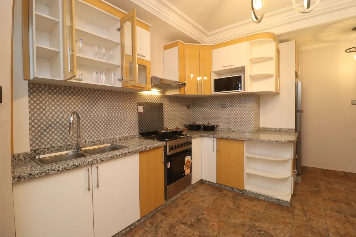 Appartement Meublé Makepe St Tropez, Douala (9/16)