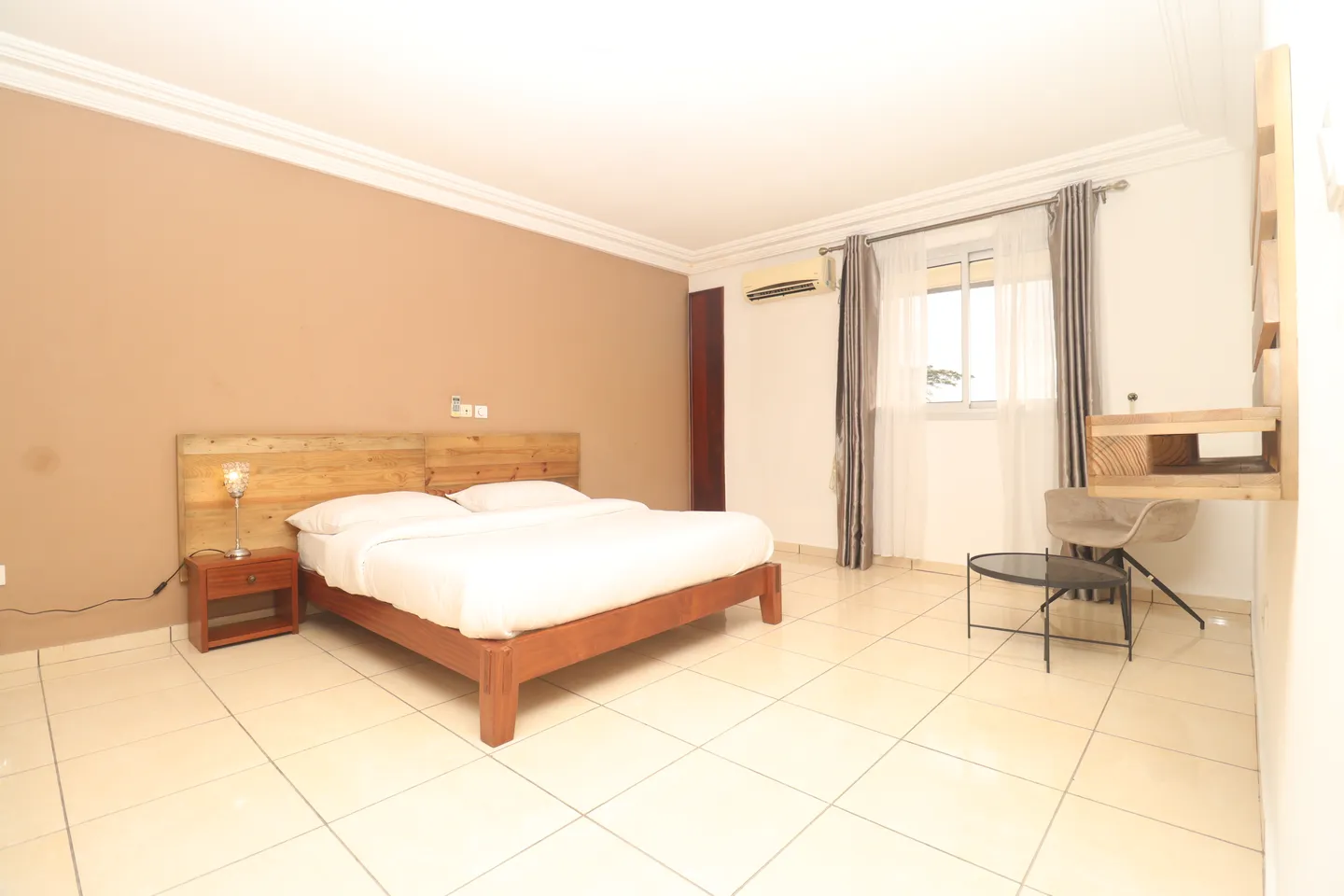 Studio Meublé Bonapriso, Douala (9/12)