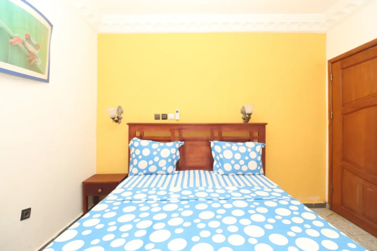 Chambre Meublée Mpolongwe 1, Kribi (1/7)
