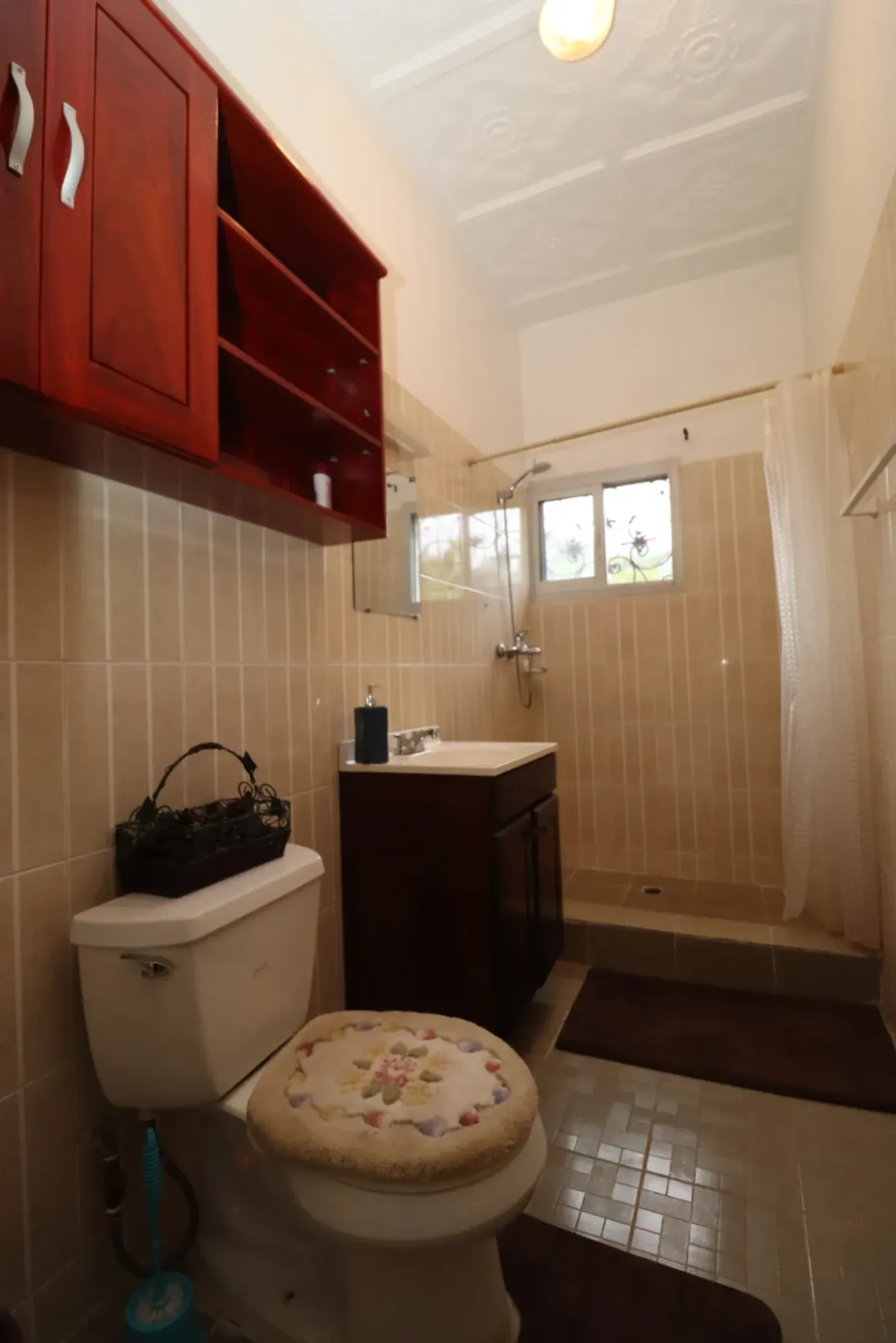 Studio Meublé Mokundange, Limbé (7/7)