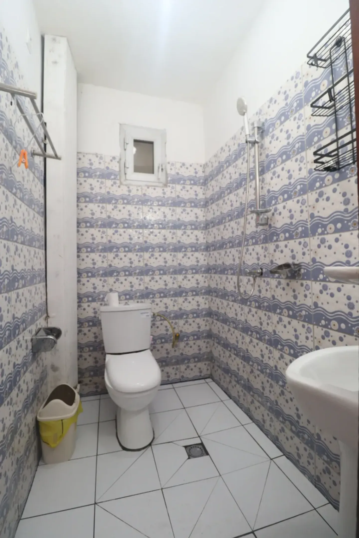 Studio Meublé Makepe, Douala (8/8)