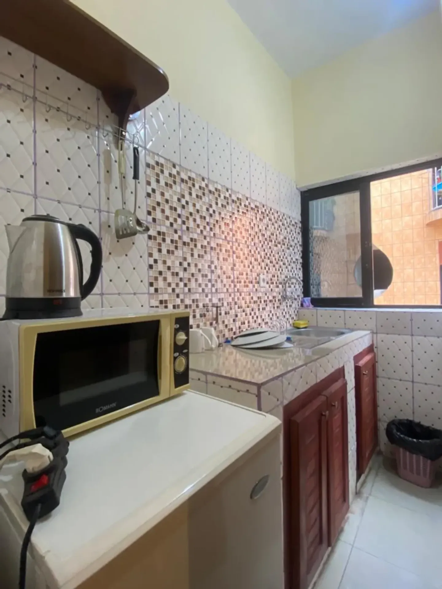 Chambre Meublée Logpom, Douala (6/8)