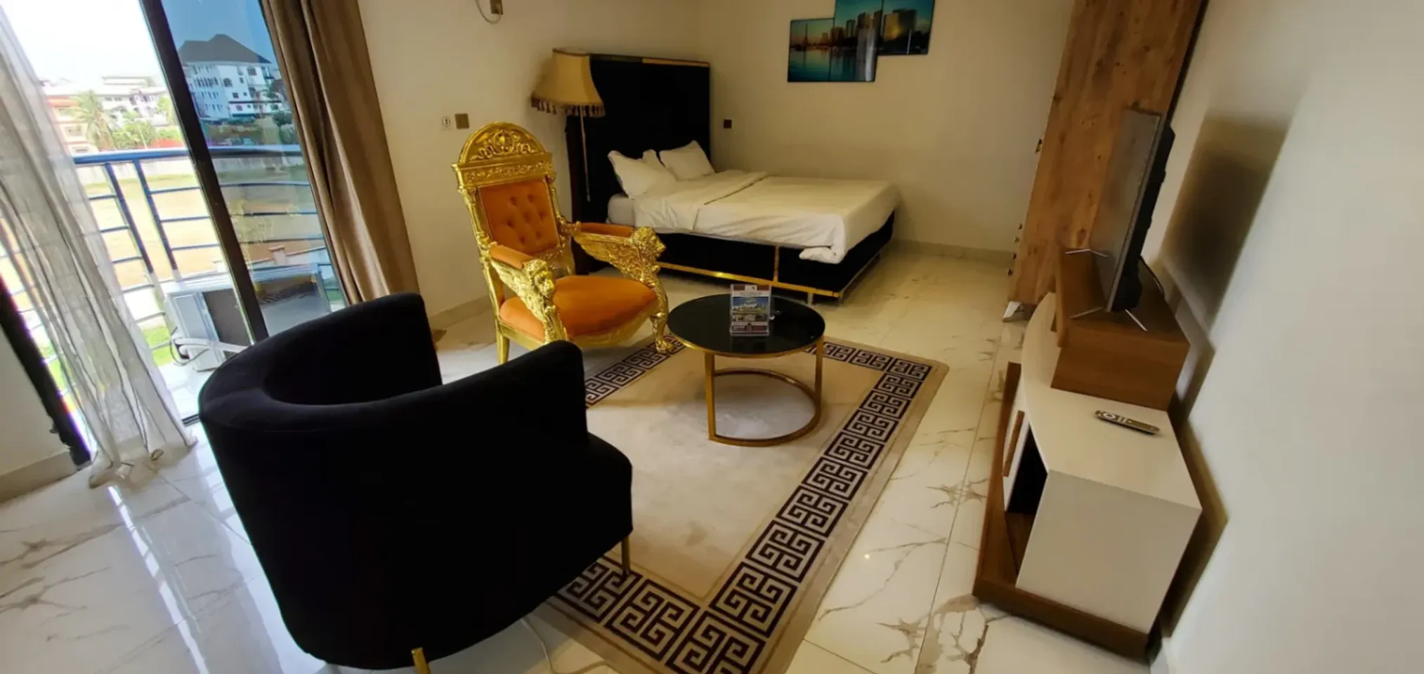 Chambre Meublée Bonaberi, Douala (1/7)