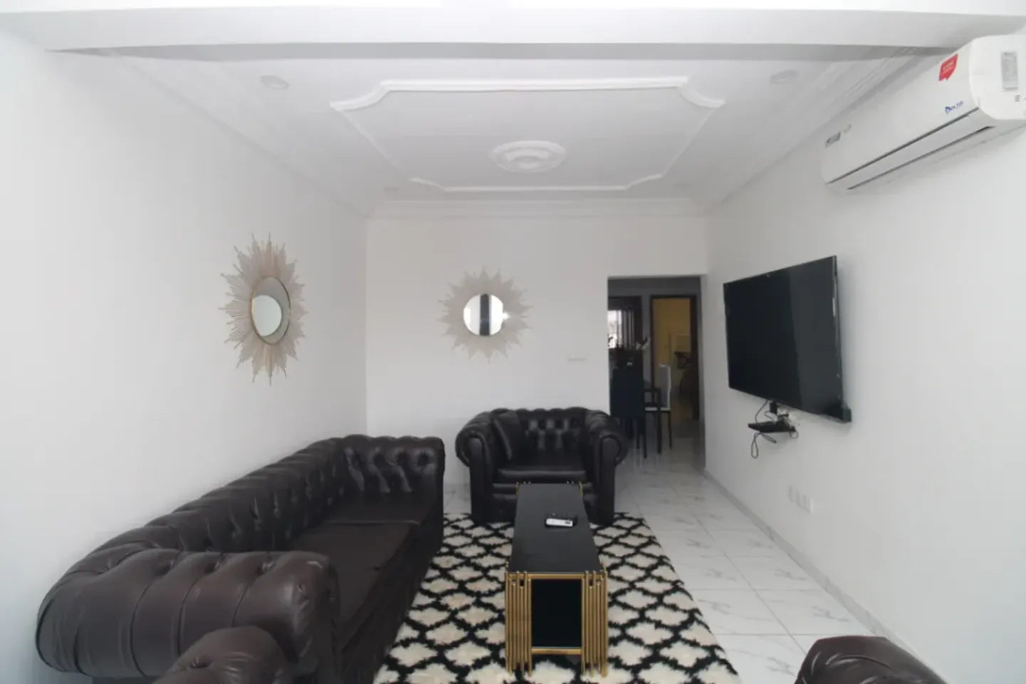 Appartement Meublé Bepanda, Douala (1/15)
