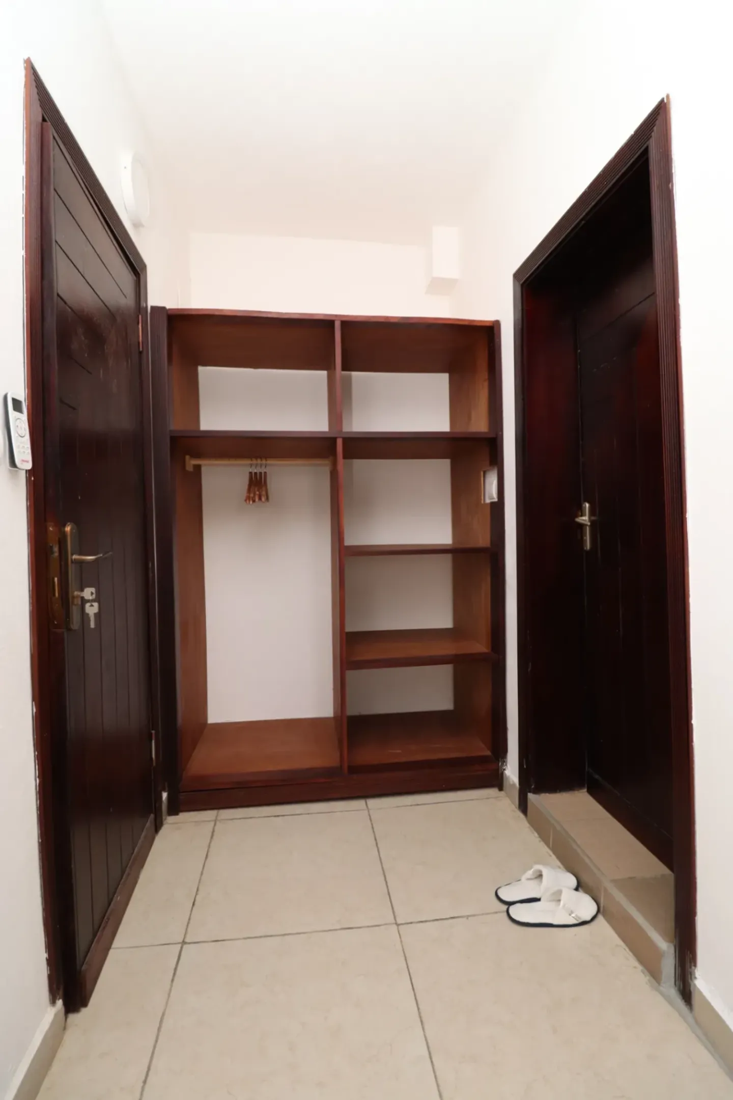 Studio Meublé Bwambe, Kribi (6/9)
