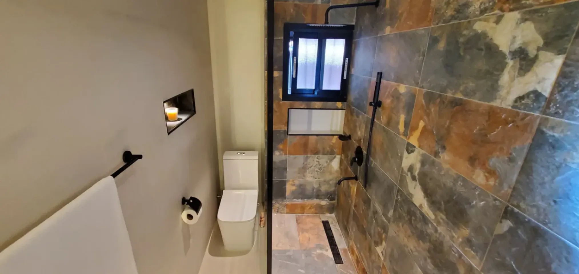 Studio Meublé Bonapriso, Douala (9/11)