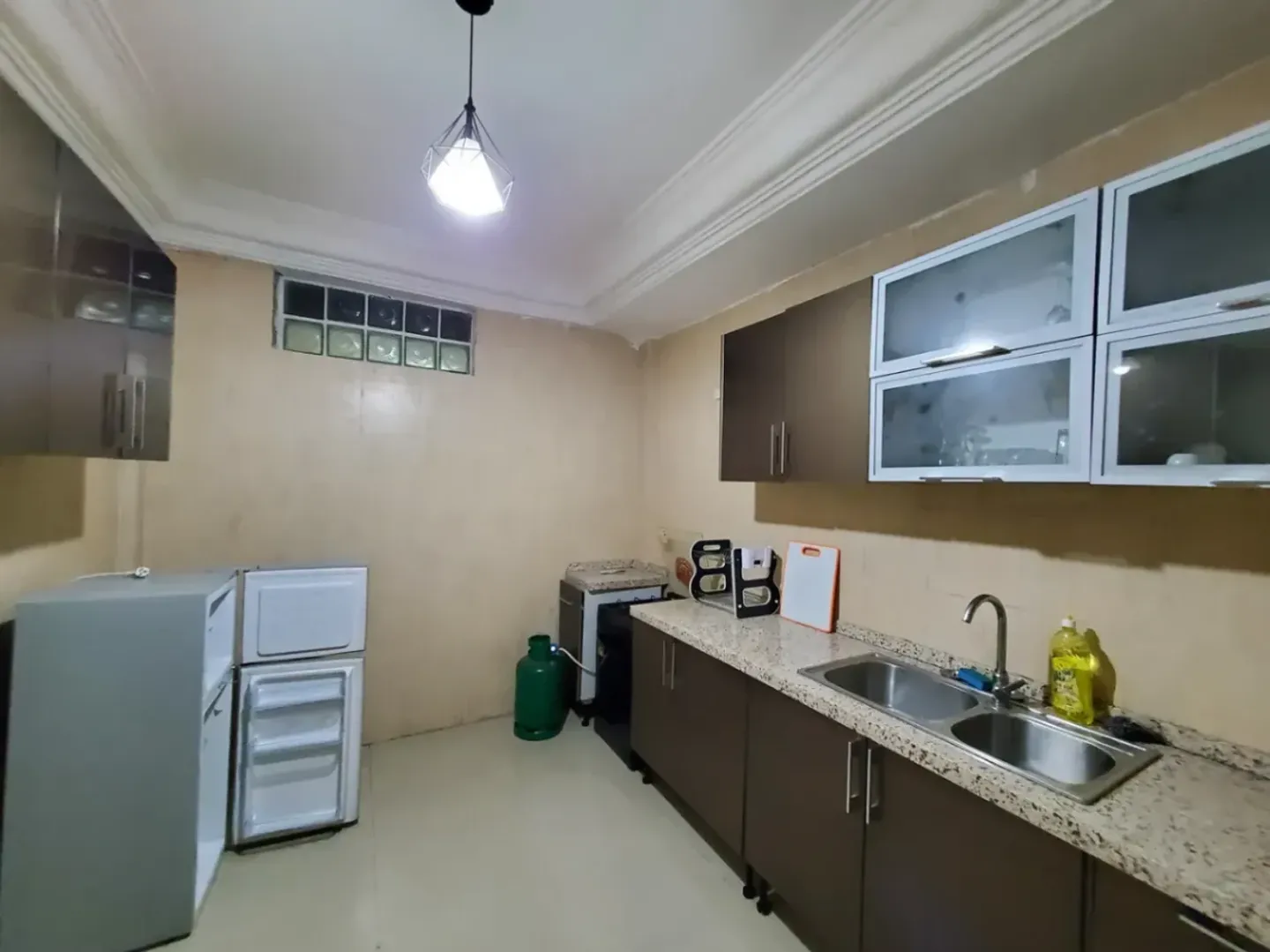 Studio Meublé Bonapriso, Douala (6/11)