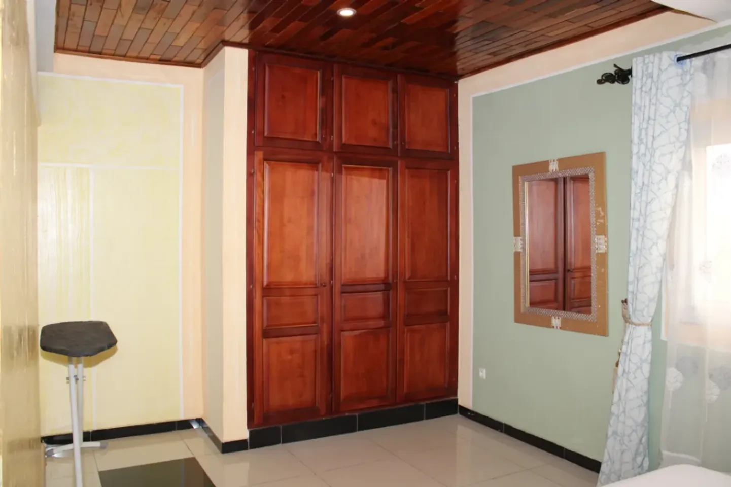 Studio Meublé Denver Bonamoussadi, Douala (9/11)