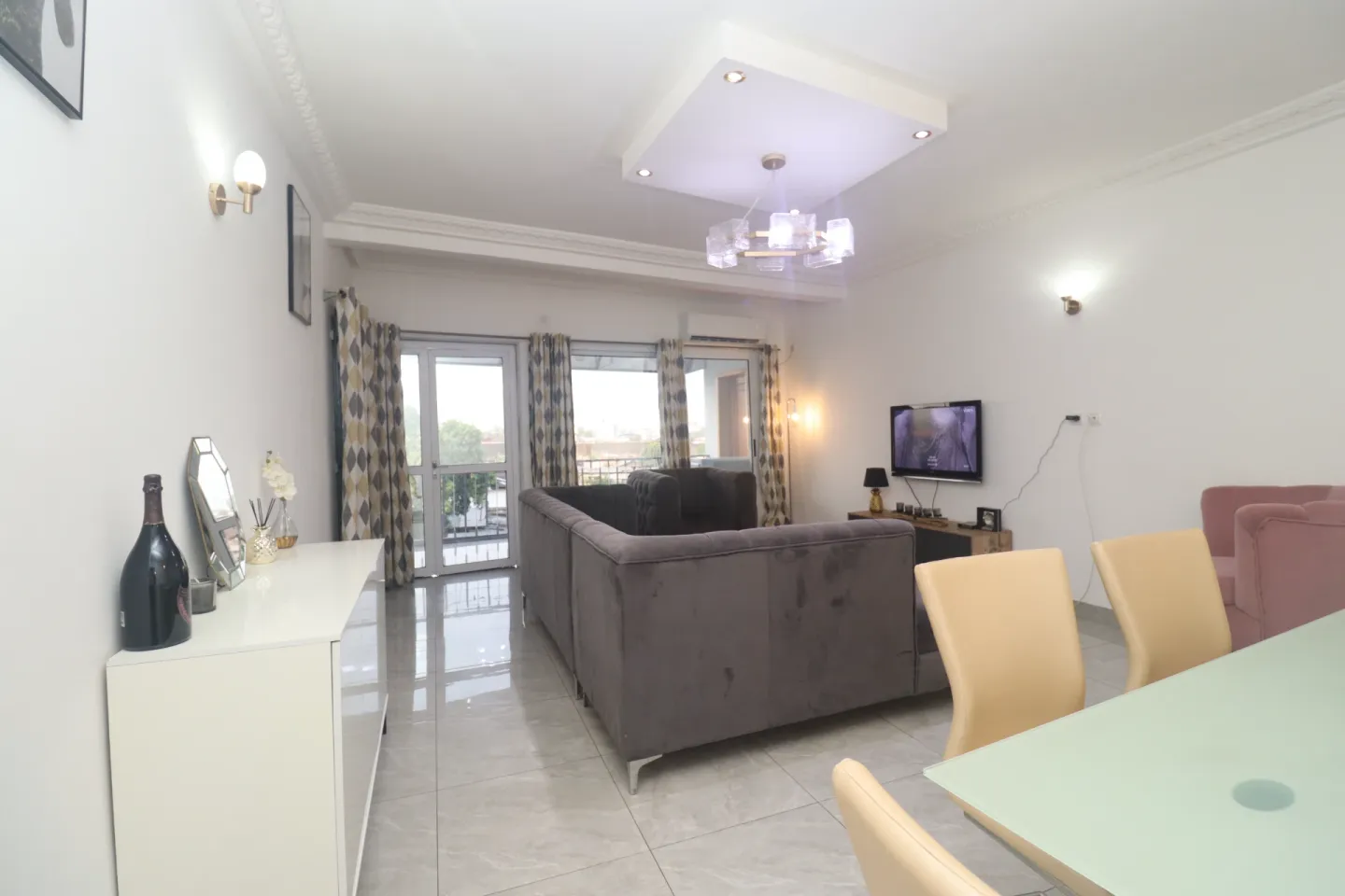 Appartement Meublé Akwa, Douala (2/13)
