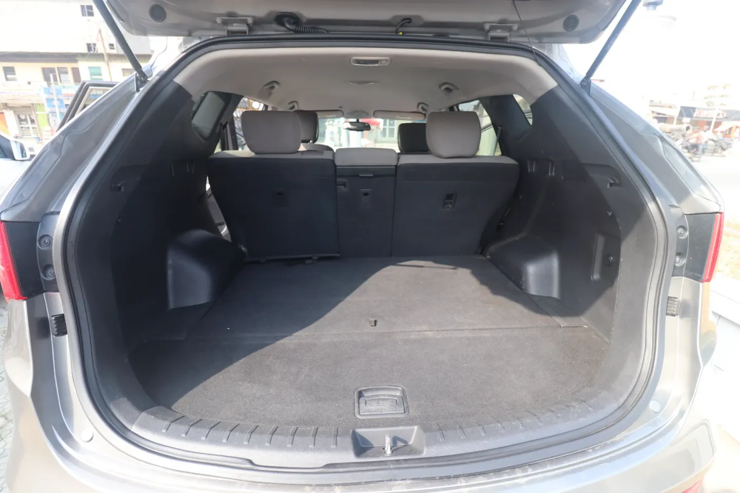 Hyundai Santa Fe | Automatique | Essence (4/8)