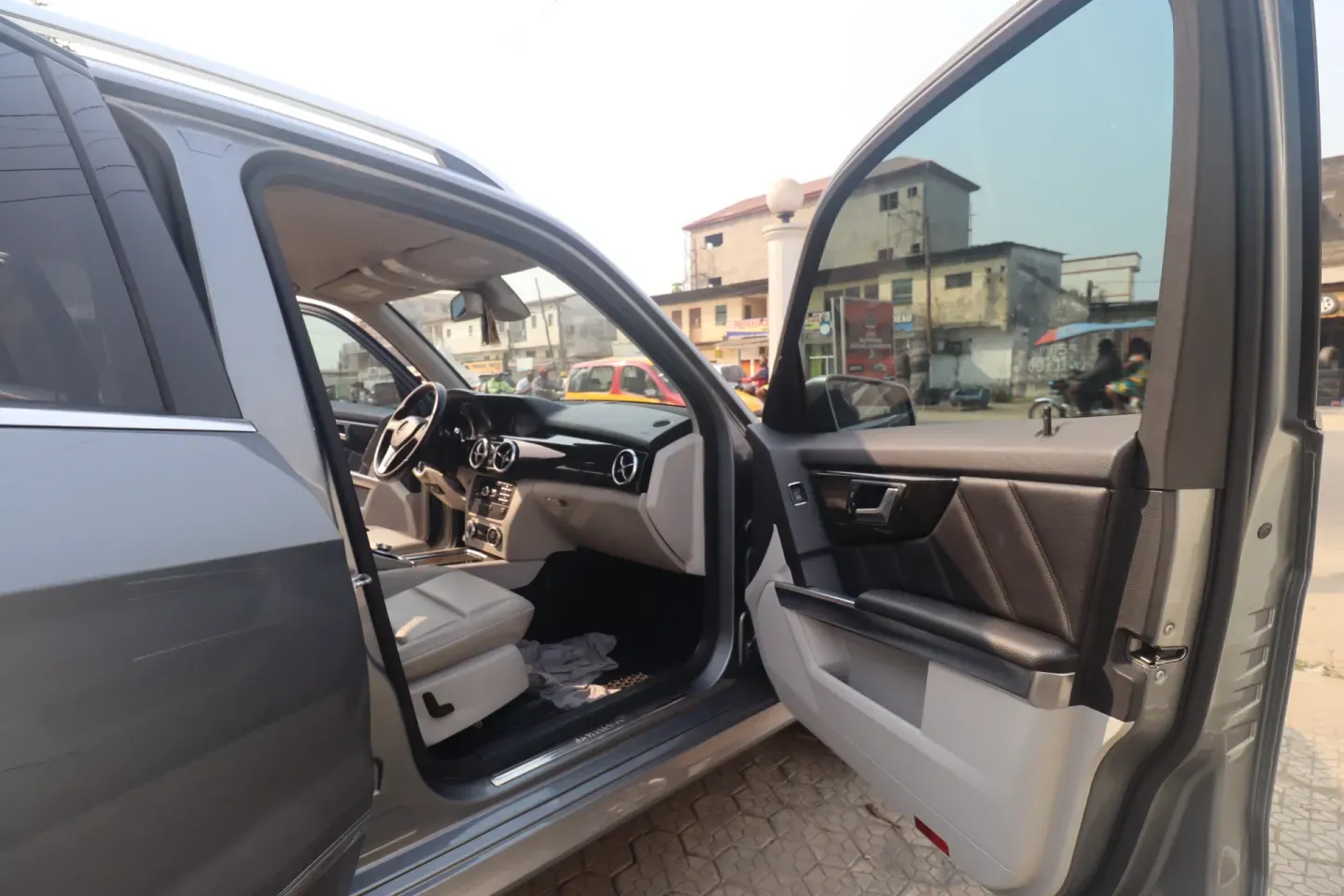 Mercedes GLK 350 | Automatique | Essence (6/9)